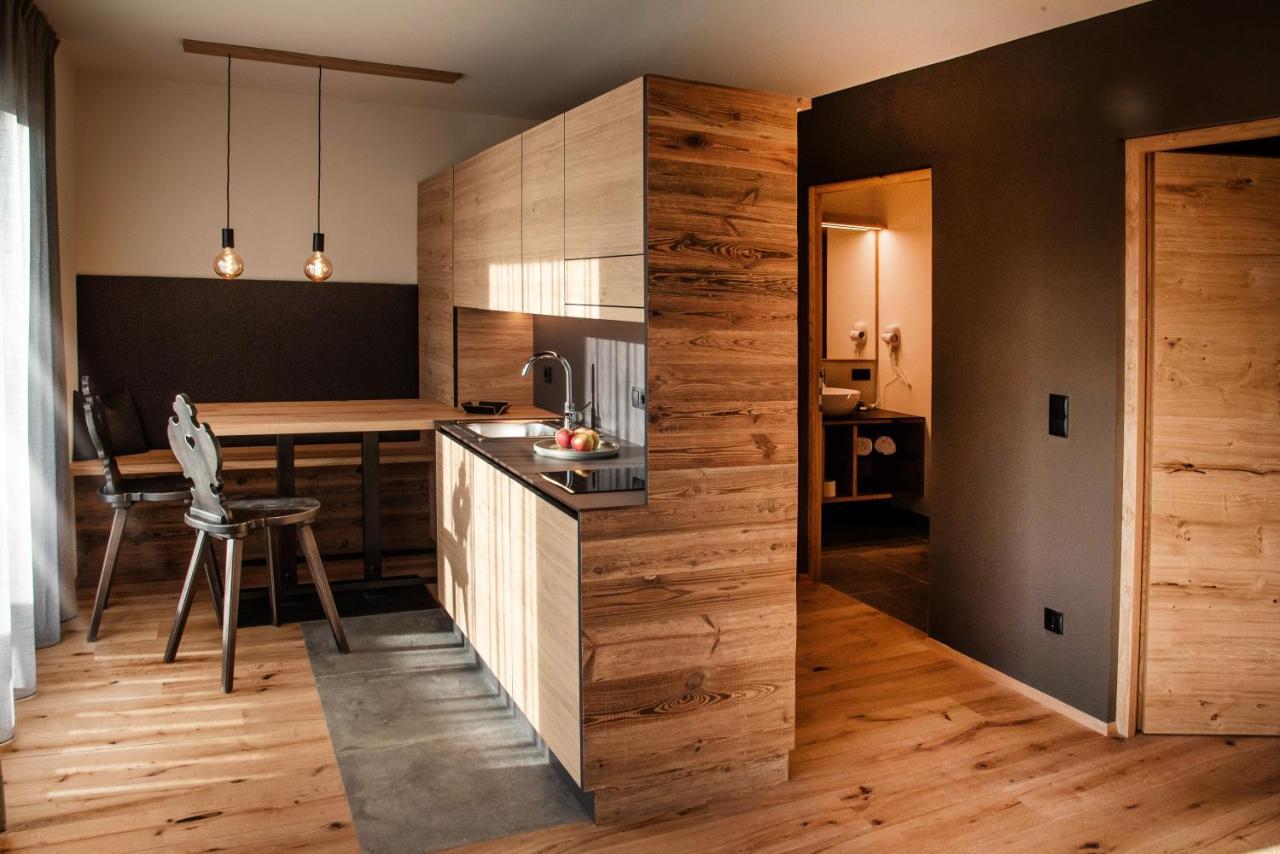 Appartement- Und Wellnesshotel Winkler 팔제스 외부 사진