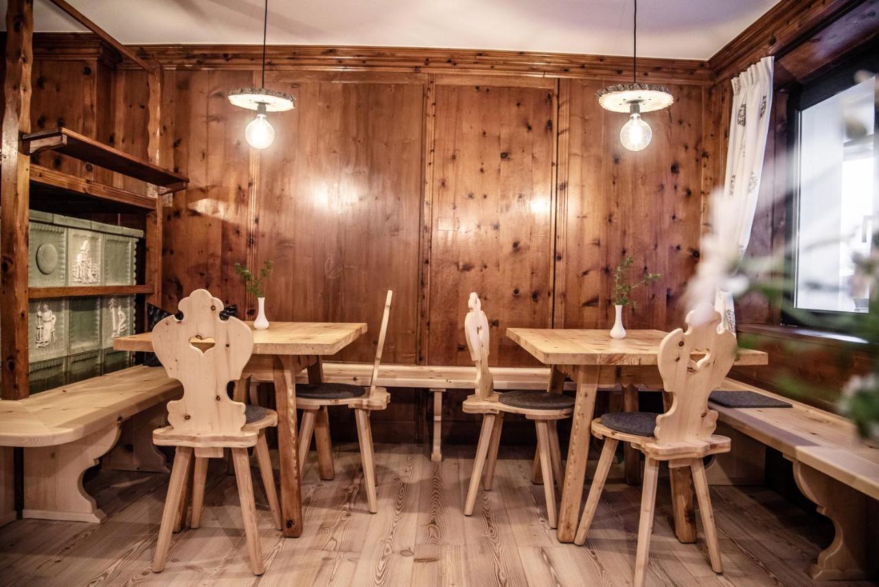 Appartement- Und Wellnesshotel Winkler 팔제스 외부 사진