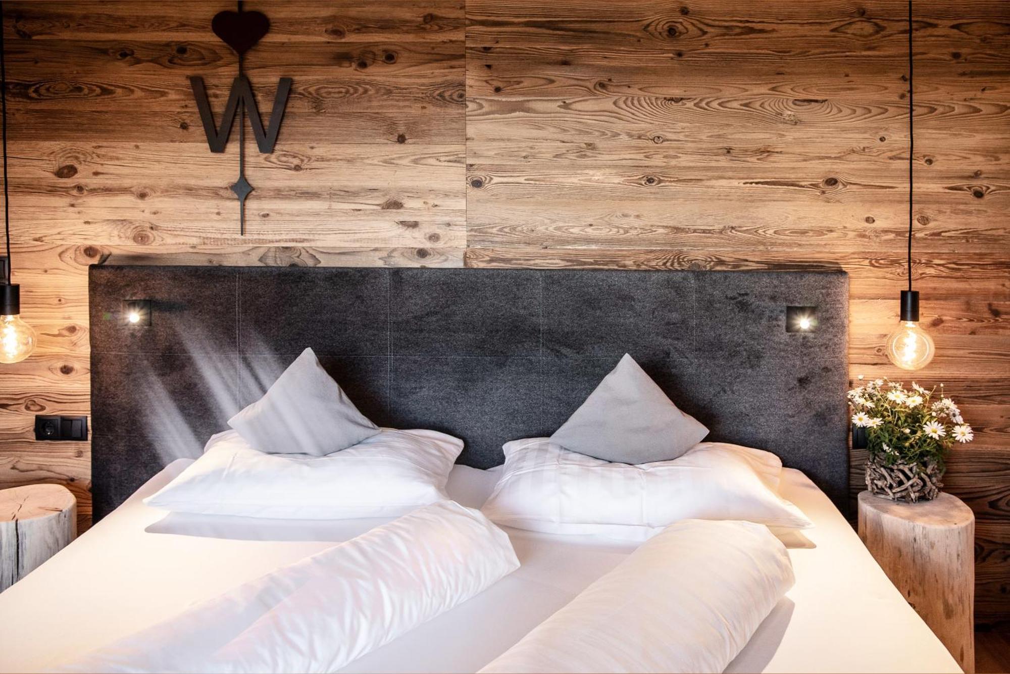 Appartement- Und Wellnesshotel Winkler 팔제스 외부 사진