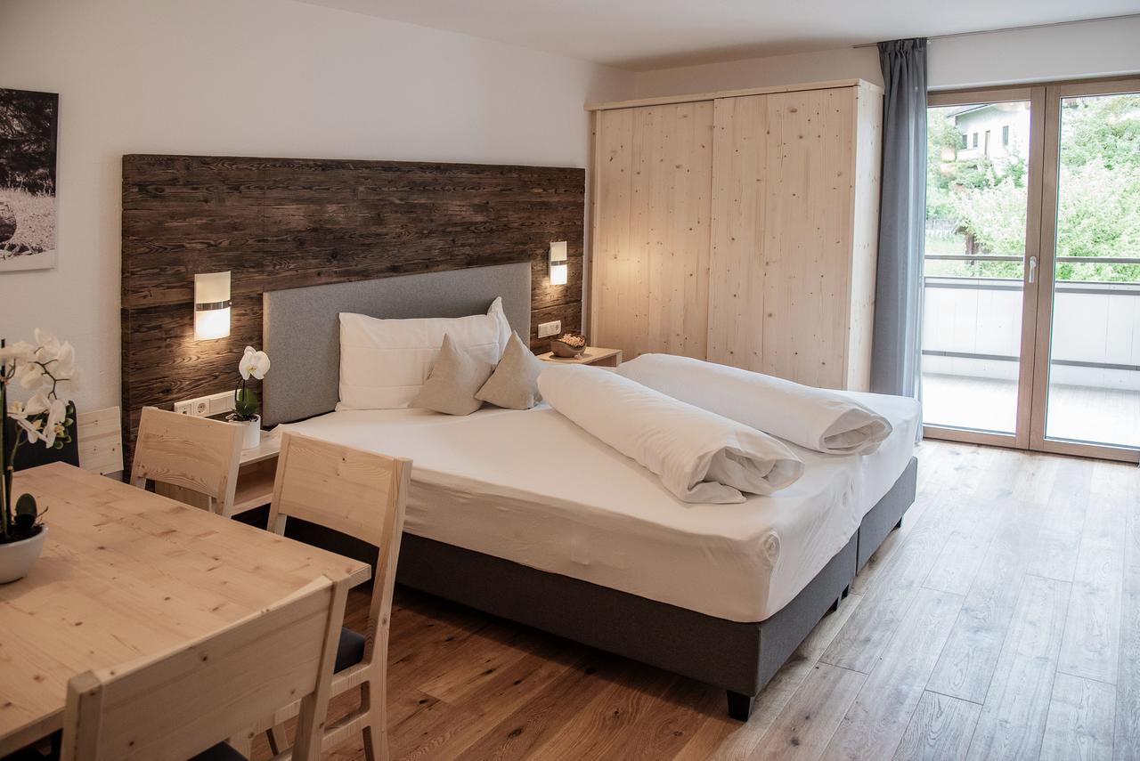 Appartement- Und Wellnesshotel Winkler 팔제스 외부 사진